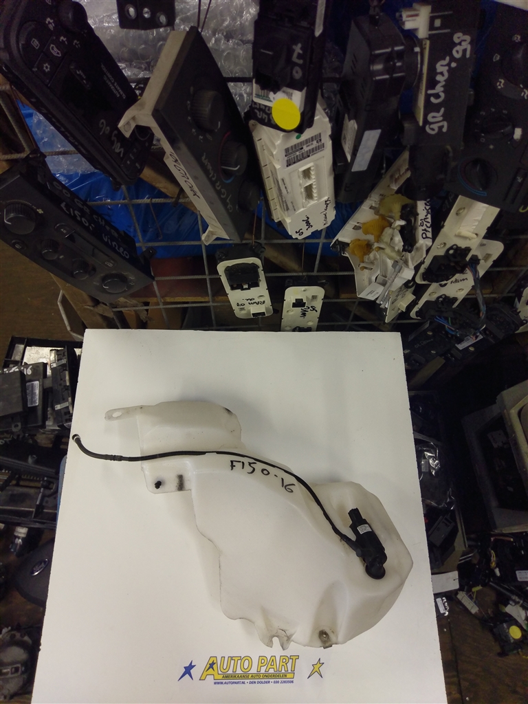 Ford F150 ruitensproeierreservoir 2015-2017