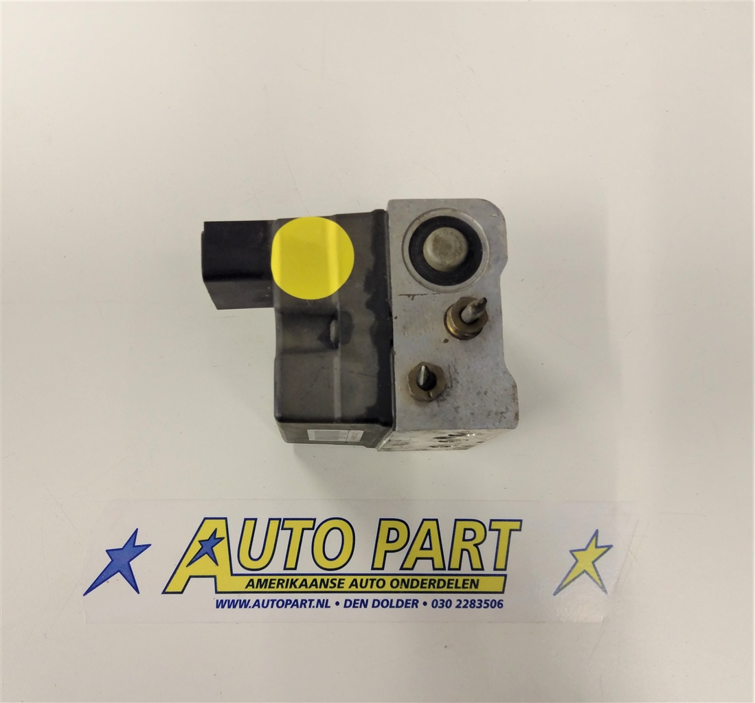 Dodge Ram 1500 ABS pomp 2004-2005