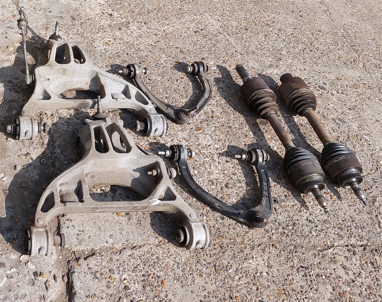 Ford F150 Raptor draagarmen en aandrijfassen 10-14