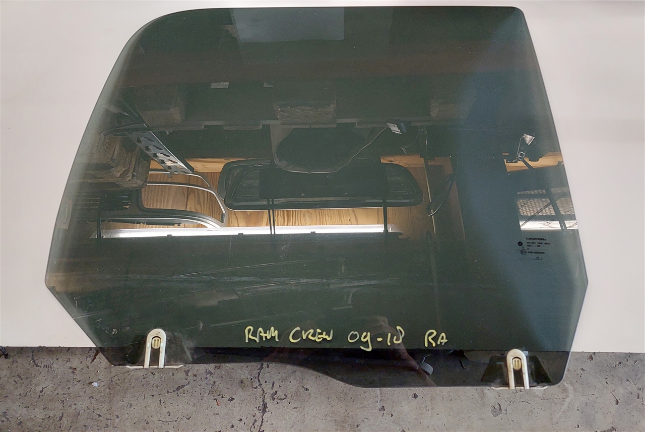 Dodge Ram Crew Cab pickup portierruit 09-18