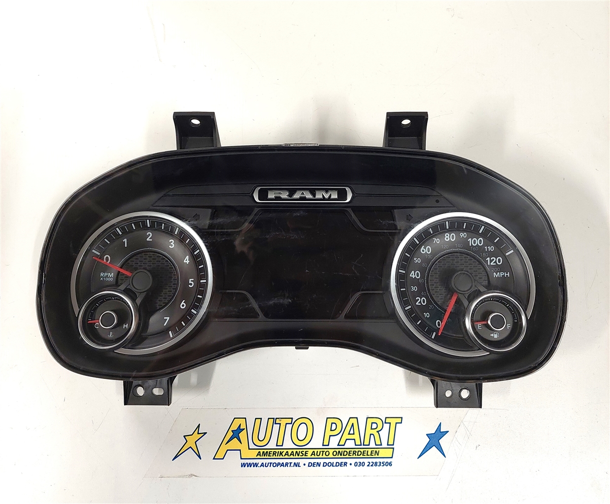 Dodge Ram 1500 dashboard klok 2019-2020