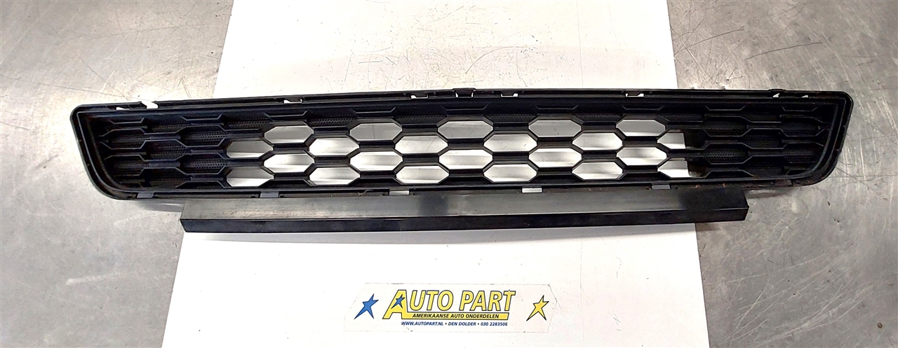 Ford Mustang grille, onderzijde 2015-2017