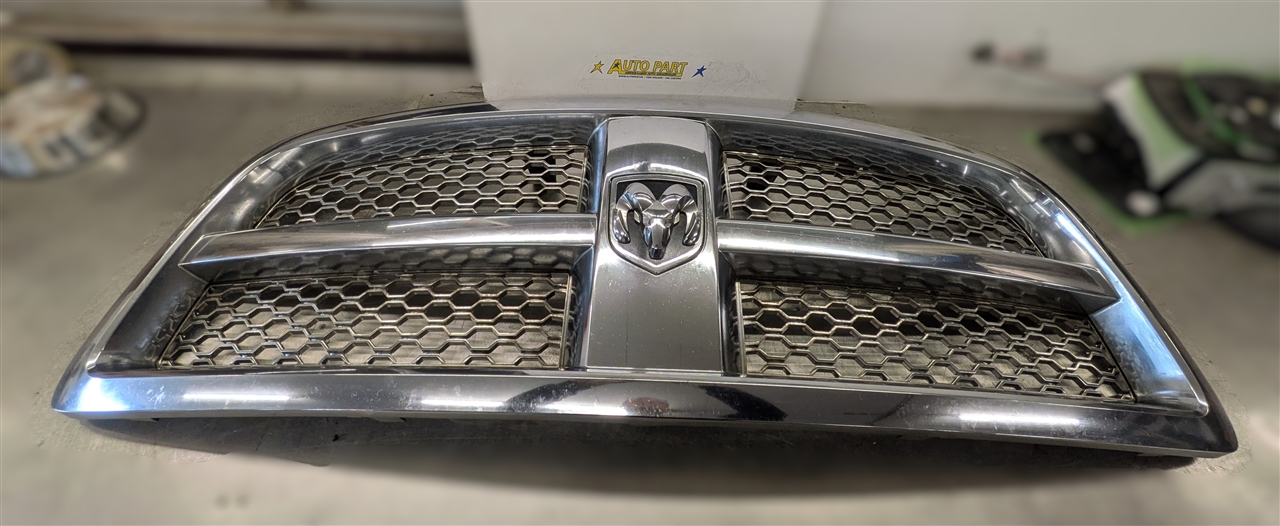 Dodge Ram 1500 grille 2009-2012