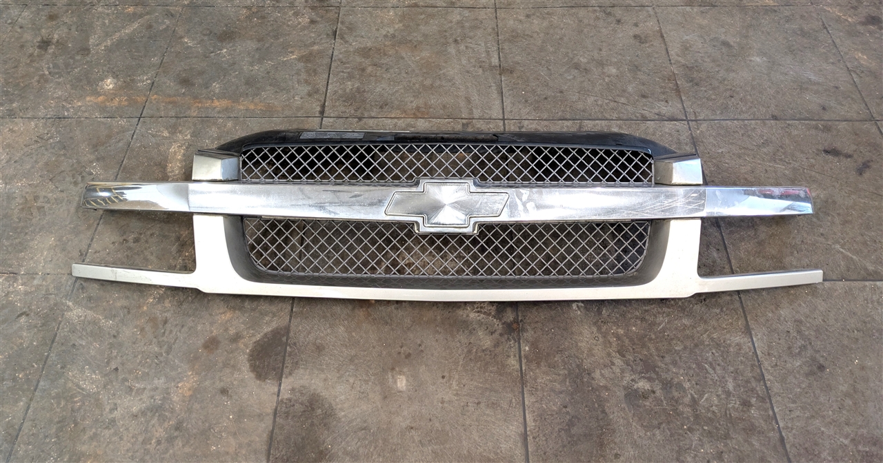 Chevrolet Avalanche grille 2002-2006
