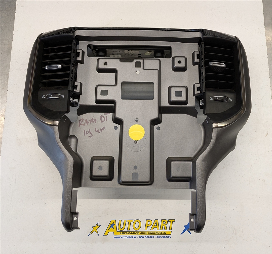 Dodge Ram pickup dashboard airco/radio paneel 2019-2020