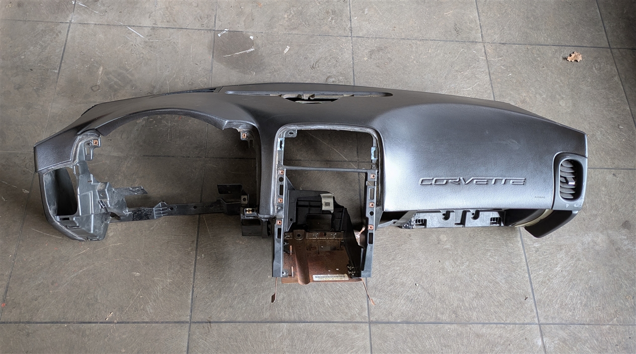 Chevrolet Corvette C6 dashboard paneel 2005